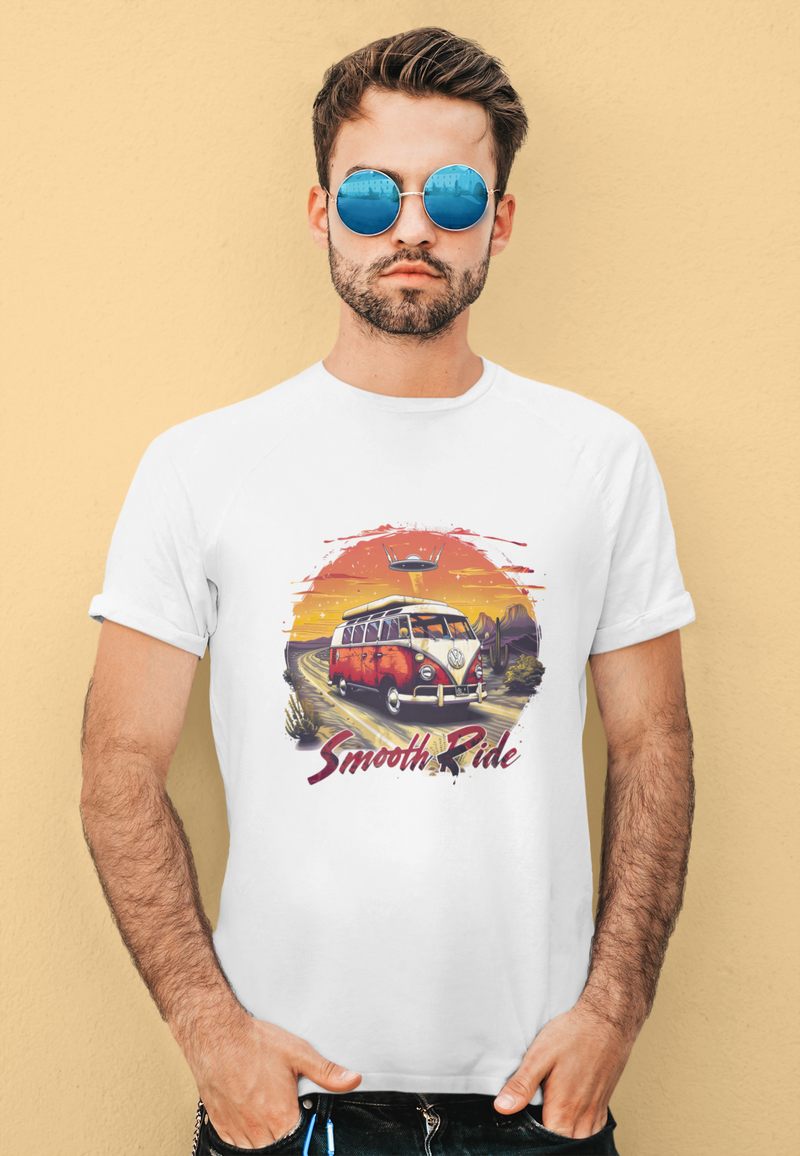 Camiseta Manga Curta Unisex UFO Kombi e Deserto - Smooth Ride