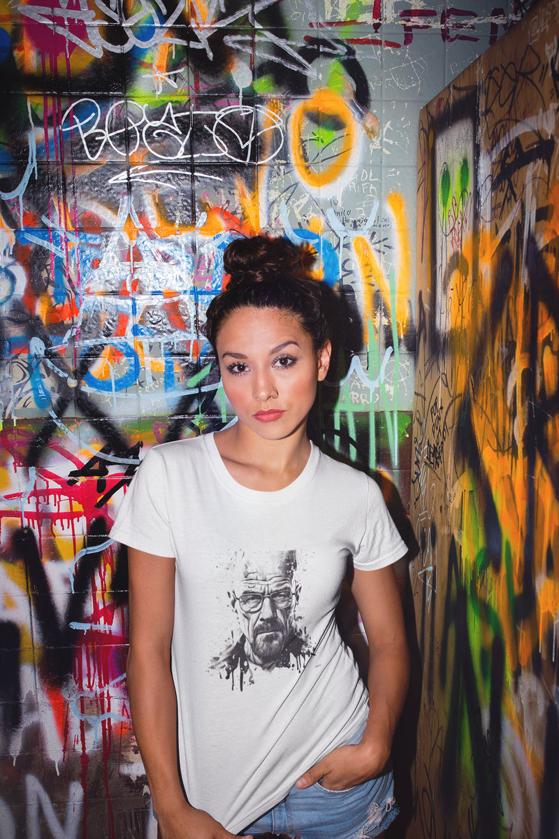 Camiseta Manga Curta Feminina Heisenberg Derretendo