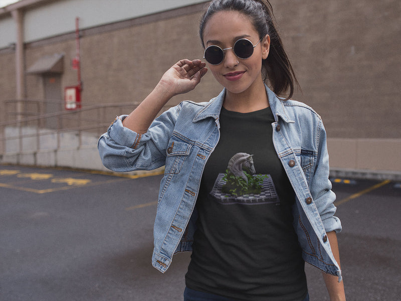 Camiseta Manga Curta Feminina Peça Xadrez Cavalo