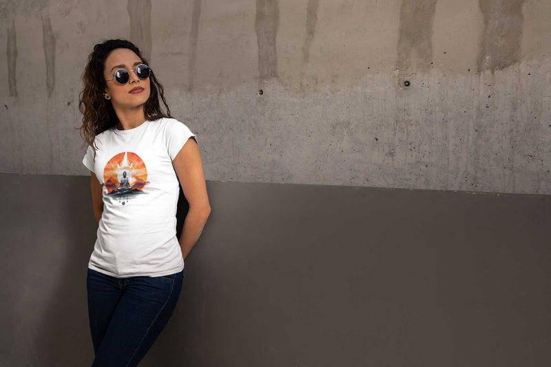 Camiseta Manga Curta Feminina Estátua Buda Meditando