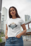 Camiseta Manga Curta Feminina Flor de Lotus