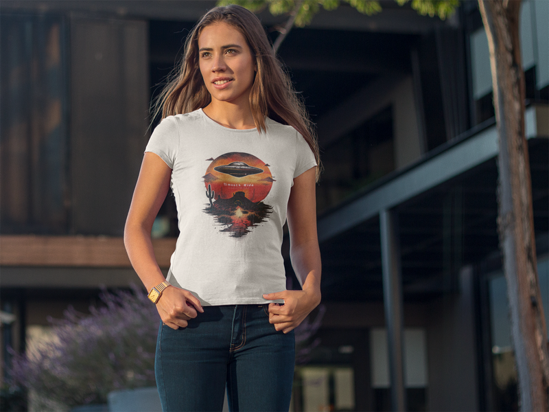 Camiseta Manga Curta Feminina UFO Por do Sol Deserto - Smooth Ride
