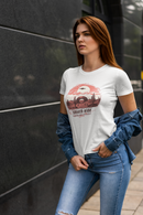 Camiseta Manga Curta Feminina UFO Sol e Portal Deserto - Smooth Ride