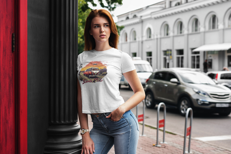 Camiseta Manga Curta Feminina UFO Kombi e Deserto - Smooth Ride