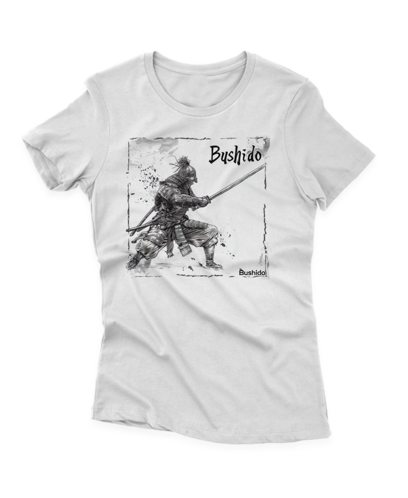 Camiseta Manga Curta Feminina Samurai Pose Ataque - Bushido
