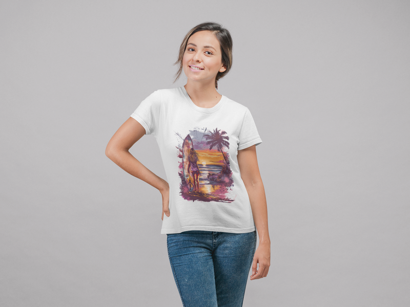 Camiseta Manga Curta Feminina Por do Sol Praia Surfista