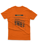 Camiseta Manga Curta Unisex Boombox Tape Recorder & Radio Receiver