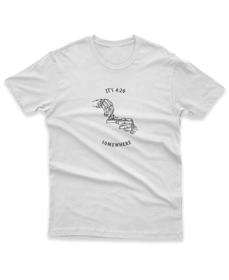 Camiseta Manga Curta Unisex It's 420 Somewhere